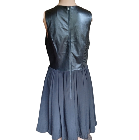 Line & Dot Sleeveless Black Lambskin Aline Dress Medium - Picture 6 of 12